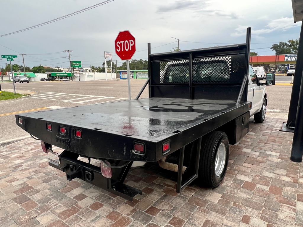 Photo 9 of this FORD F350
