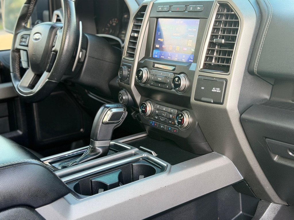 Photo 21 of this FORD F150