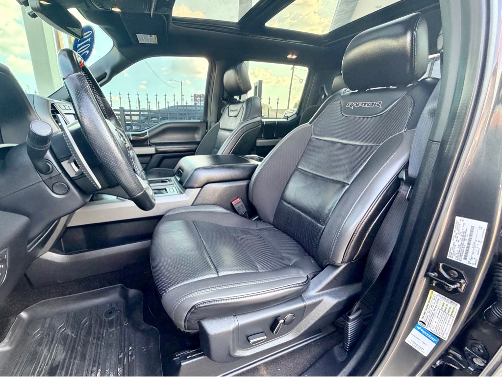 Photo 13 of this FORD F150