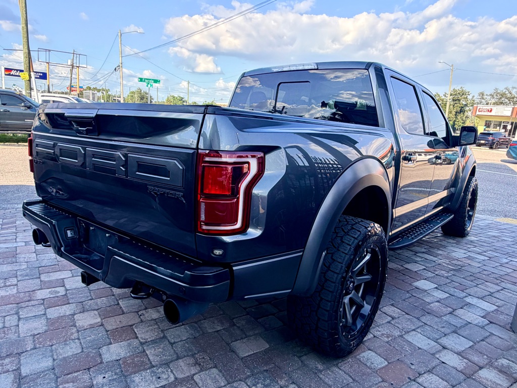 Photo 7 of this FORD F150