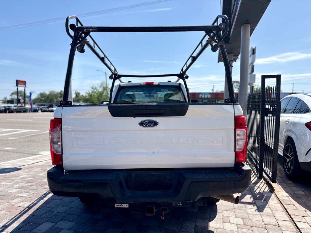 Photo 7 of this FORD F250