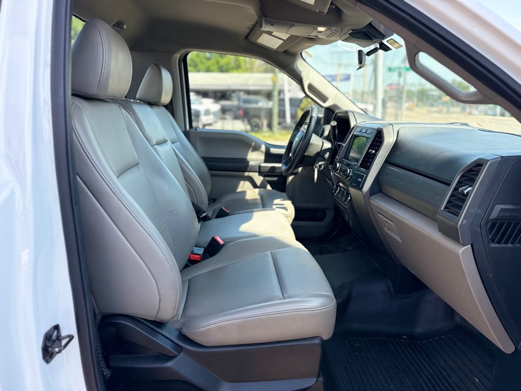 Photo 16 of this FORD F250