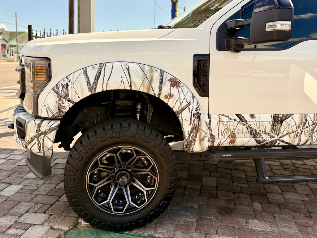 Photo 26 of this FORD F350