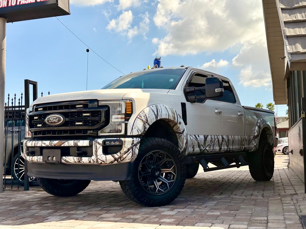 Photo 3 of this FORD F350