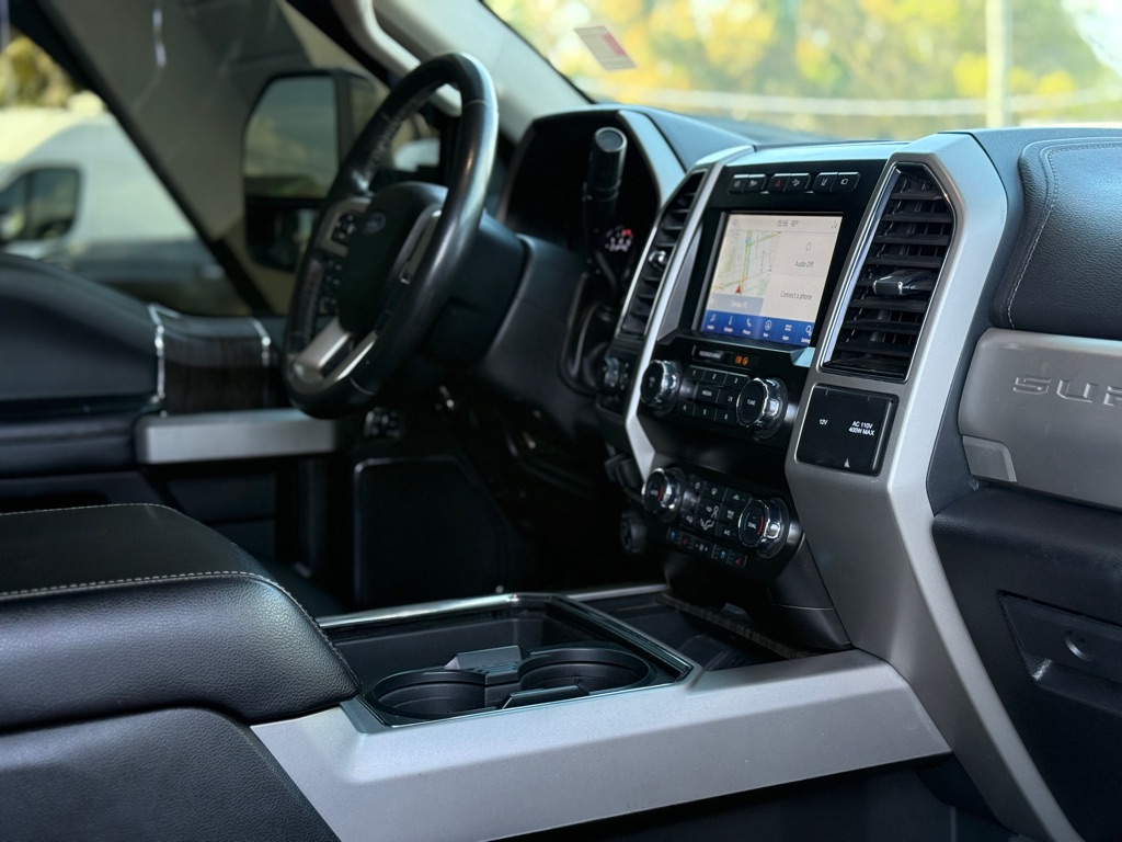 Photo 22 of this FORD F350