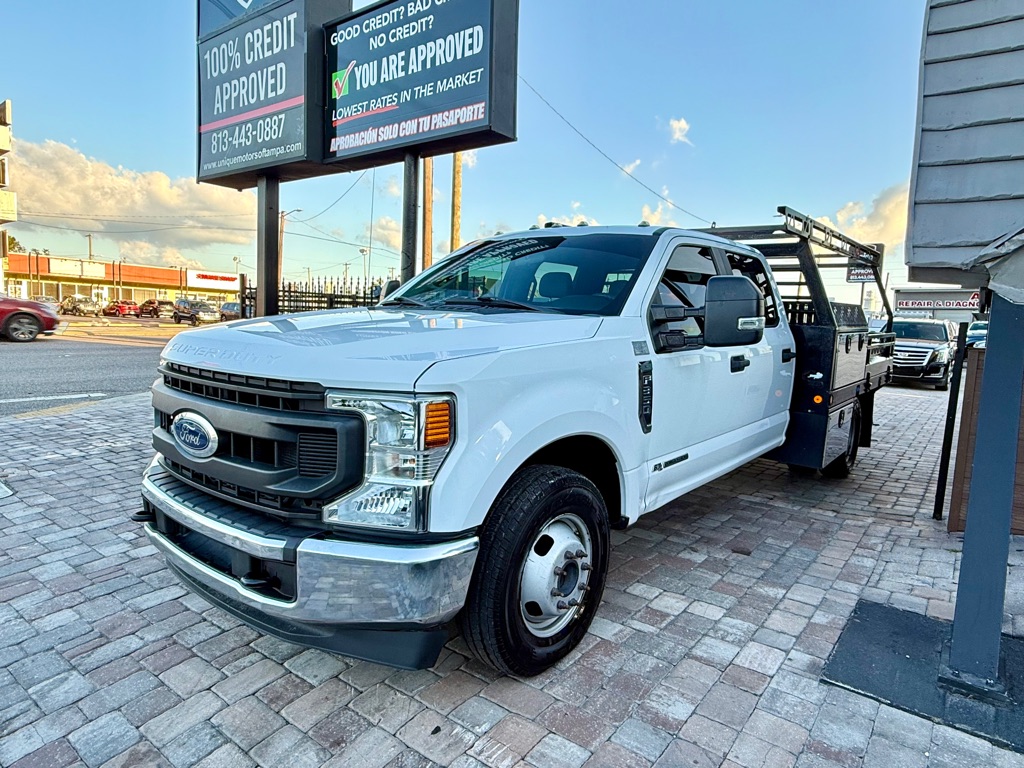 Photo 5 of this FORD F350