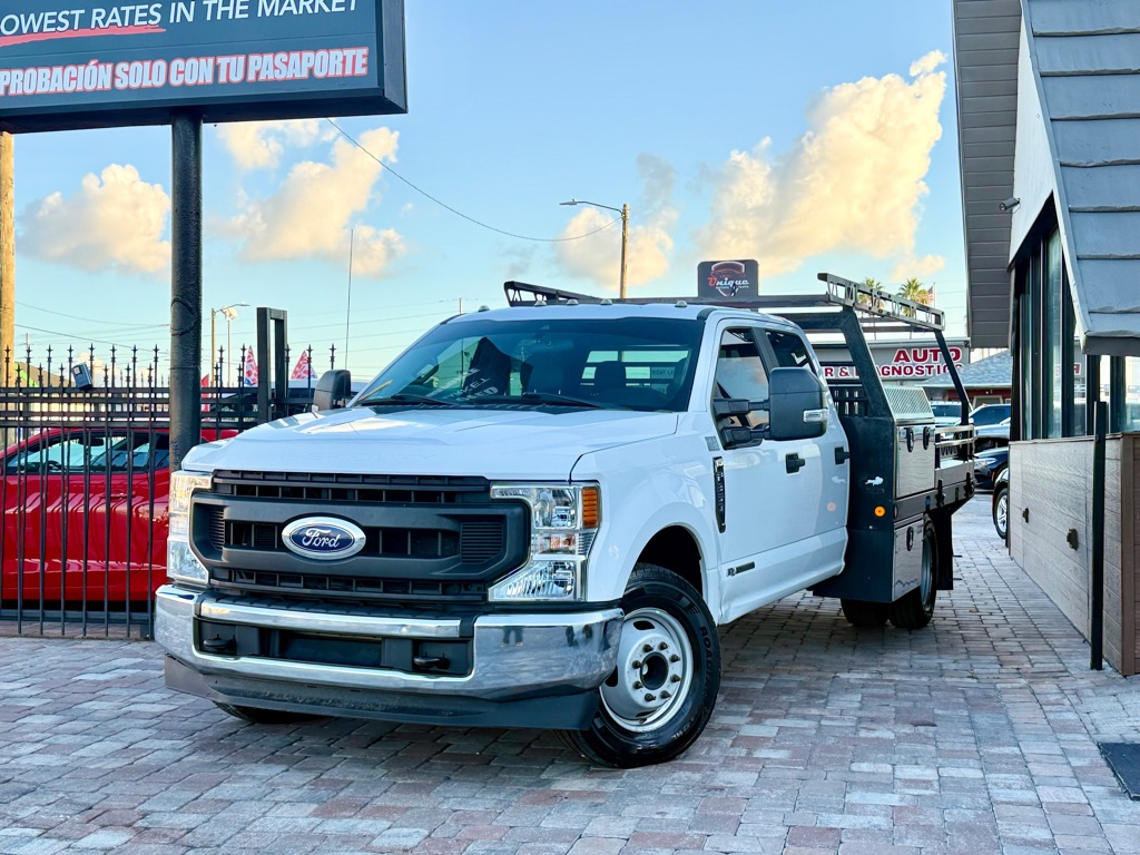 Photo 26 of this FORD F350