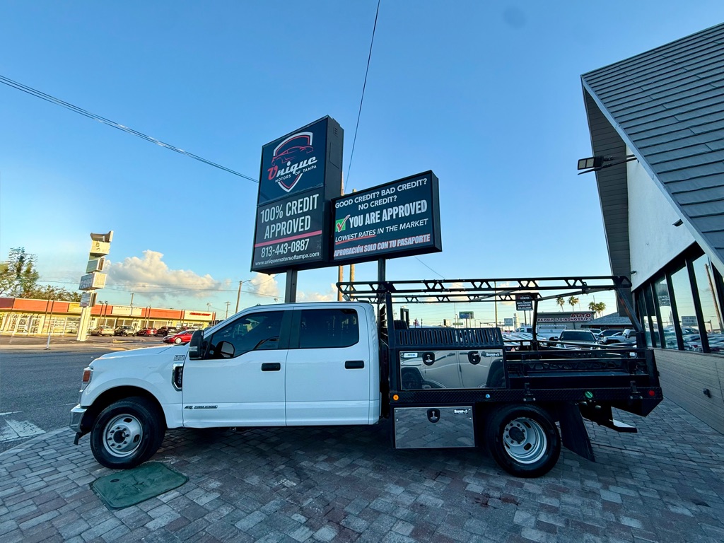 Photo 6 of this FORD F350