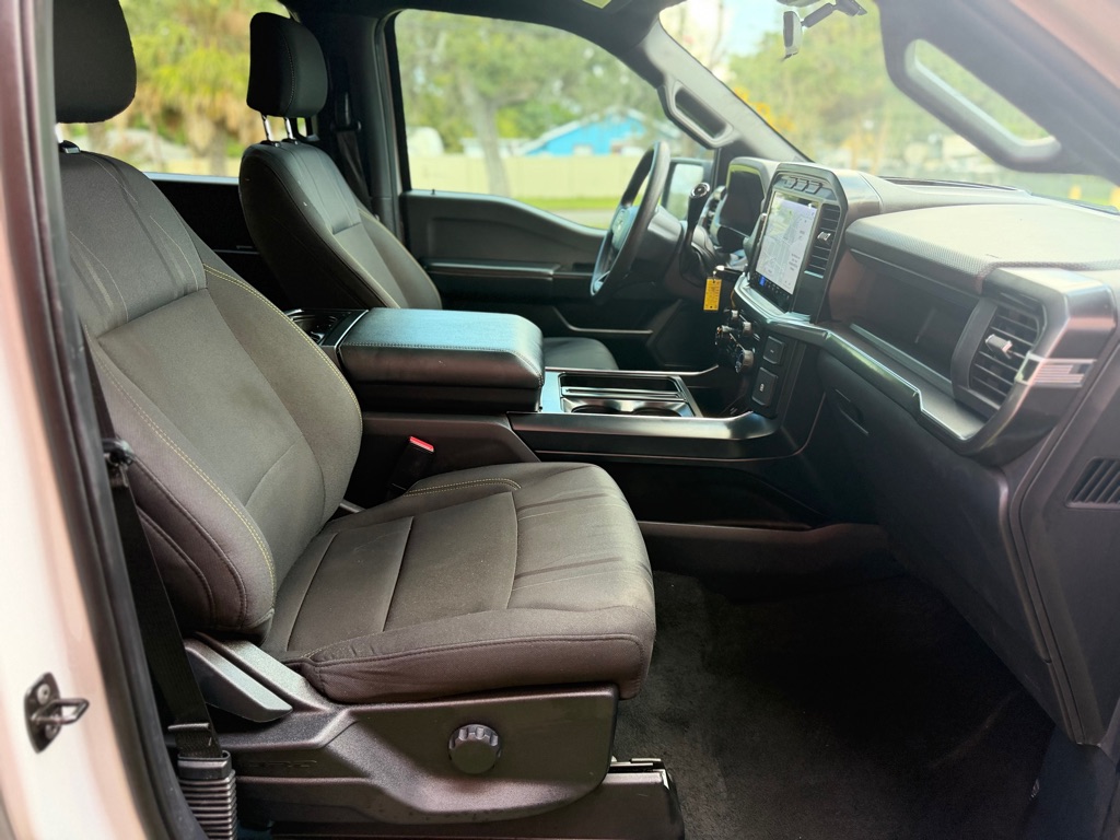 Photo 21 of this FORD F150