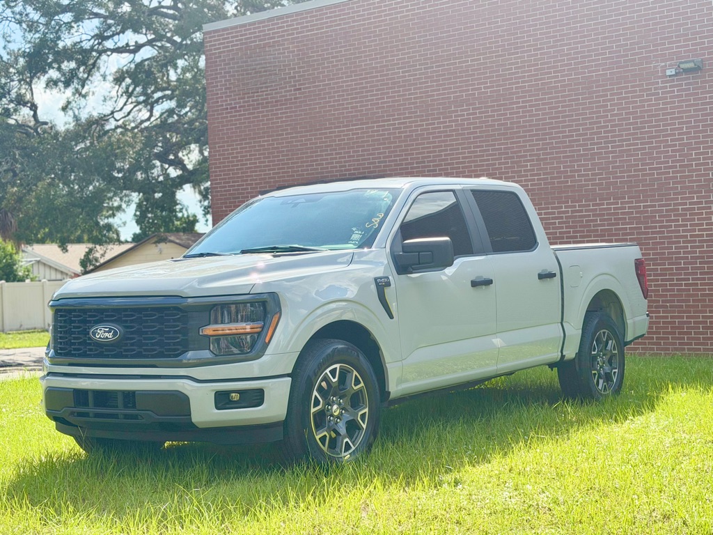 Photo 5 of this FORD F150