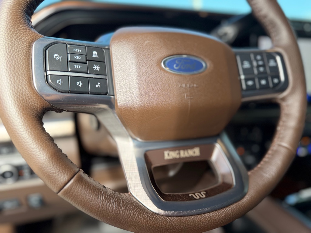 Photo 41 of this FORD F350