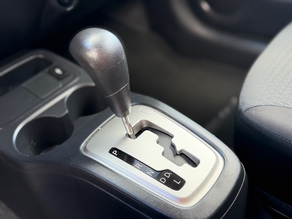 Photo 16 of this MITSUBISHI MIRAGE