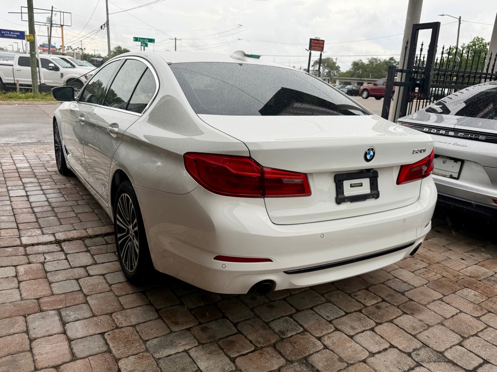 Photo 8 of this BMW 530