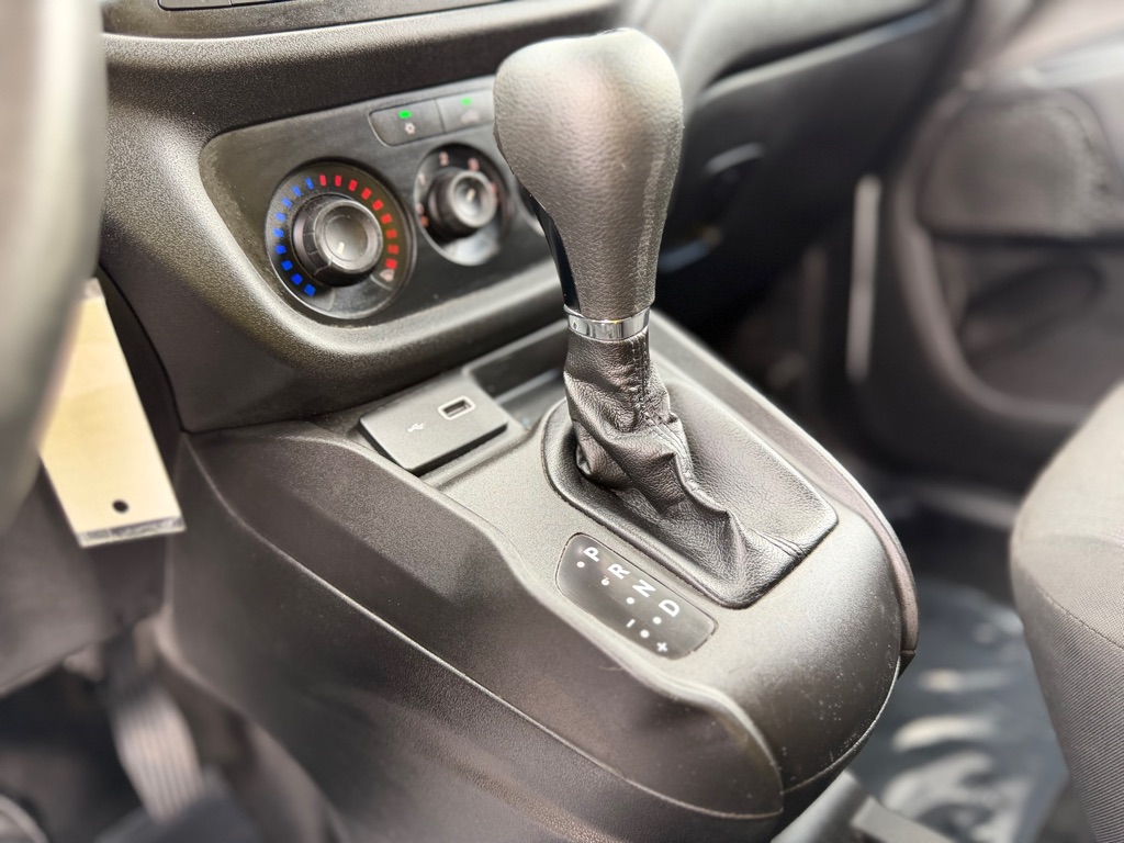 Photo 16 of this RAM PROMASTER CITY