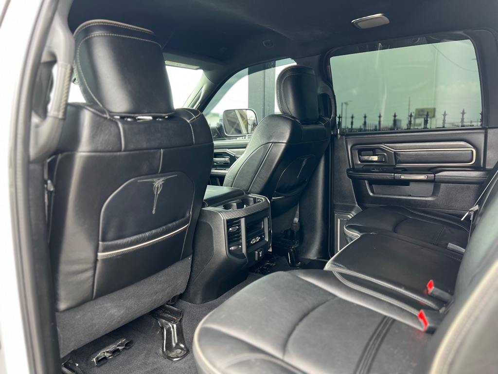 Photo 17 of this RAM 2500