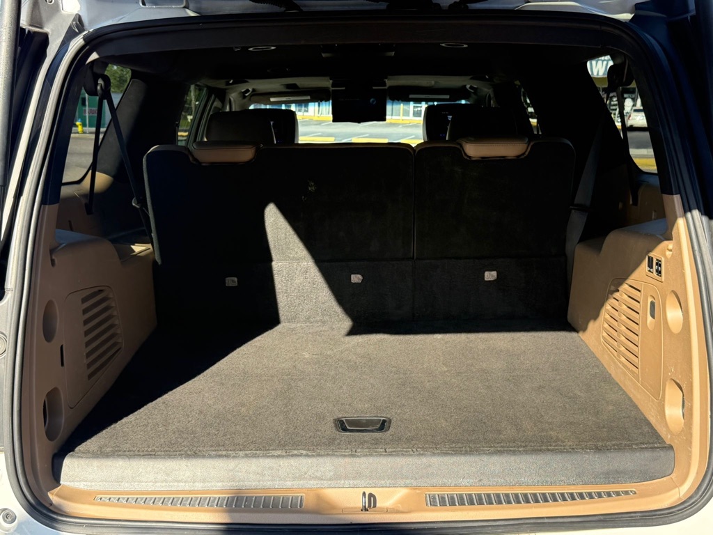 Photo 16 of this CADILLAC ESCALADE