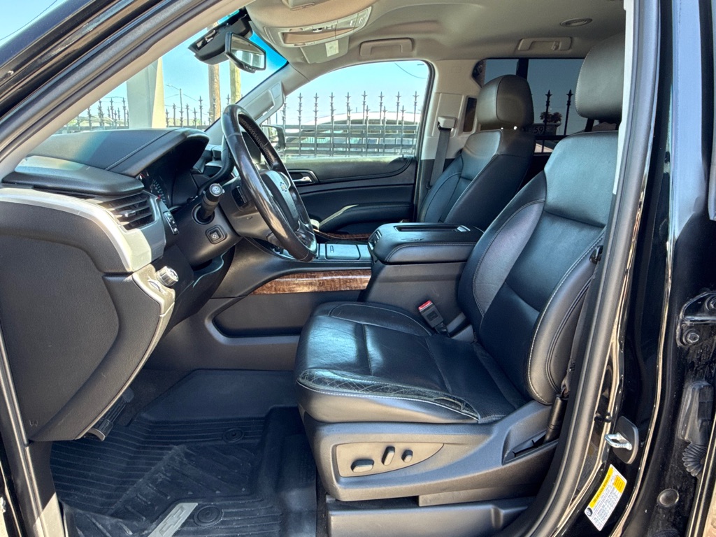 Photo 11 of this CHEVROLET SUBURBAN