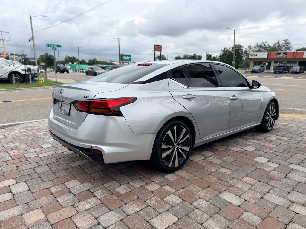 Photo 13 of this NISSAN ALTIMA