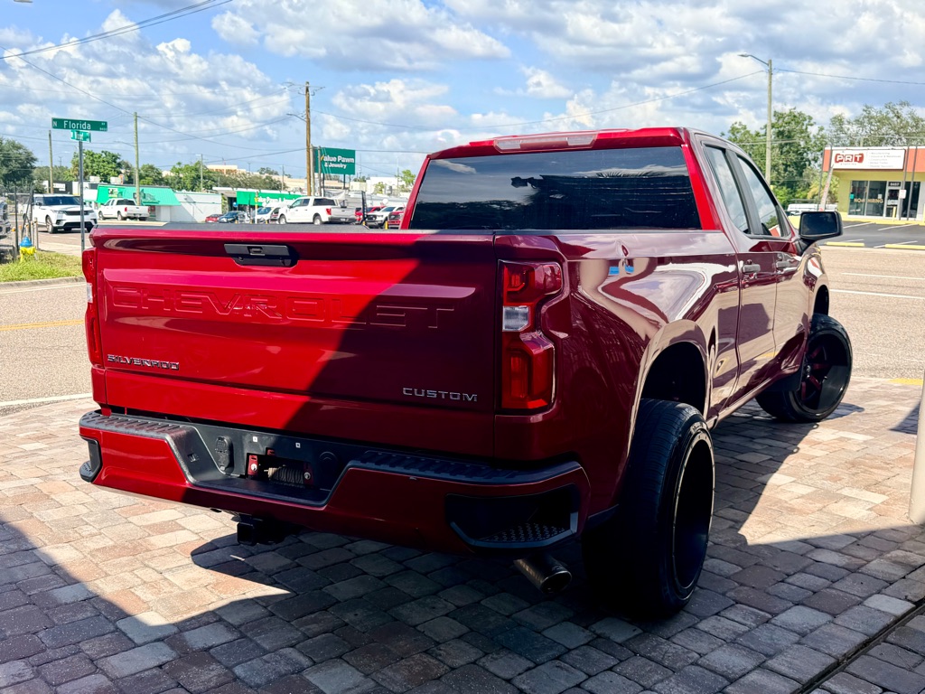 Photo 24 of this CHEVROLET SILVERADO 1500