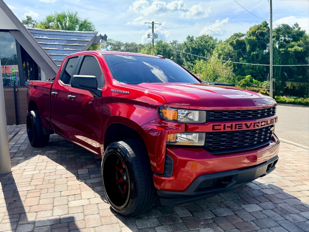 Photo 4 of this CHEVROLET SILVERADO 1500