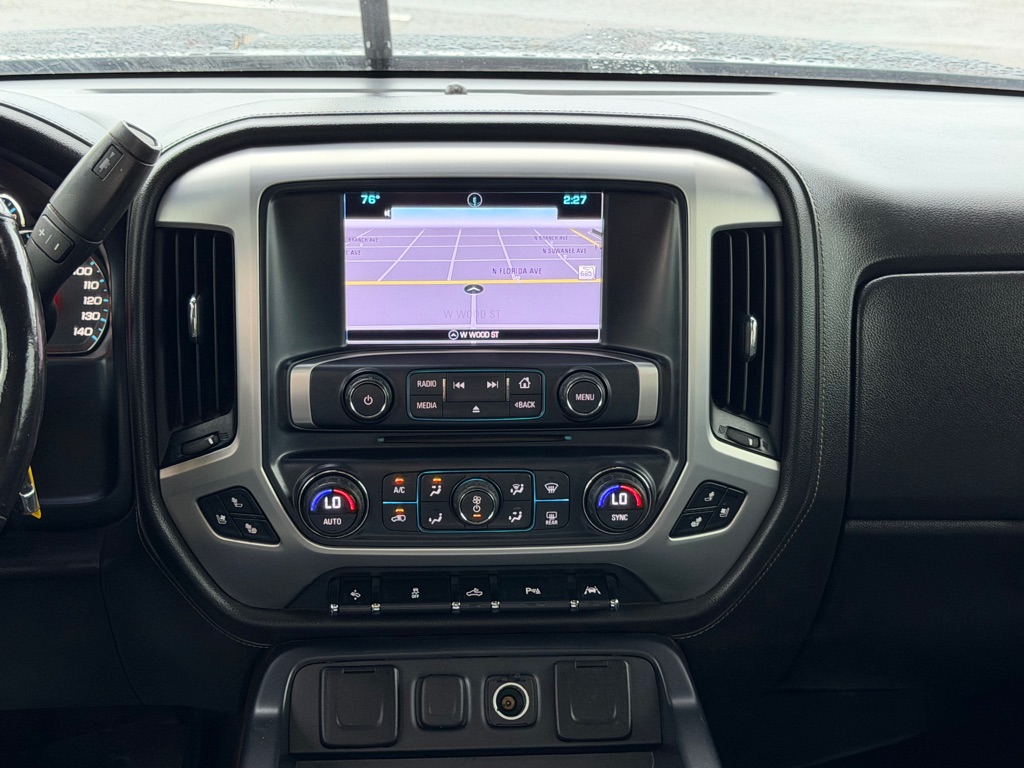 Photo 14 of this GMC SIERRA