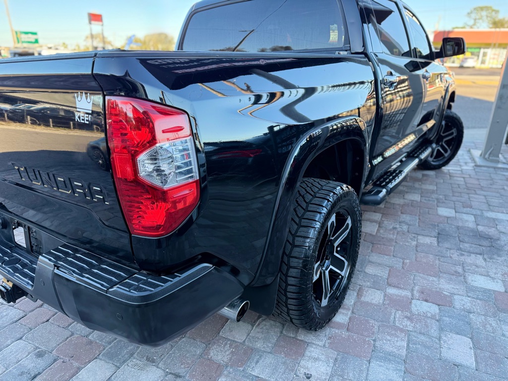 Photo 24 of this TOYOTA TUNDRA