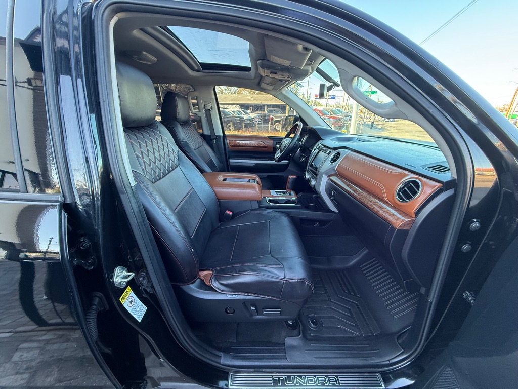 Photo 20 of this TOYOTA TUNDRA