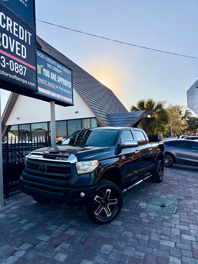Photo 39 of this TOYOTA TUNDRA