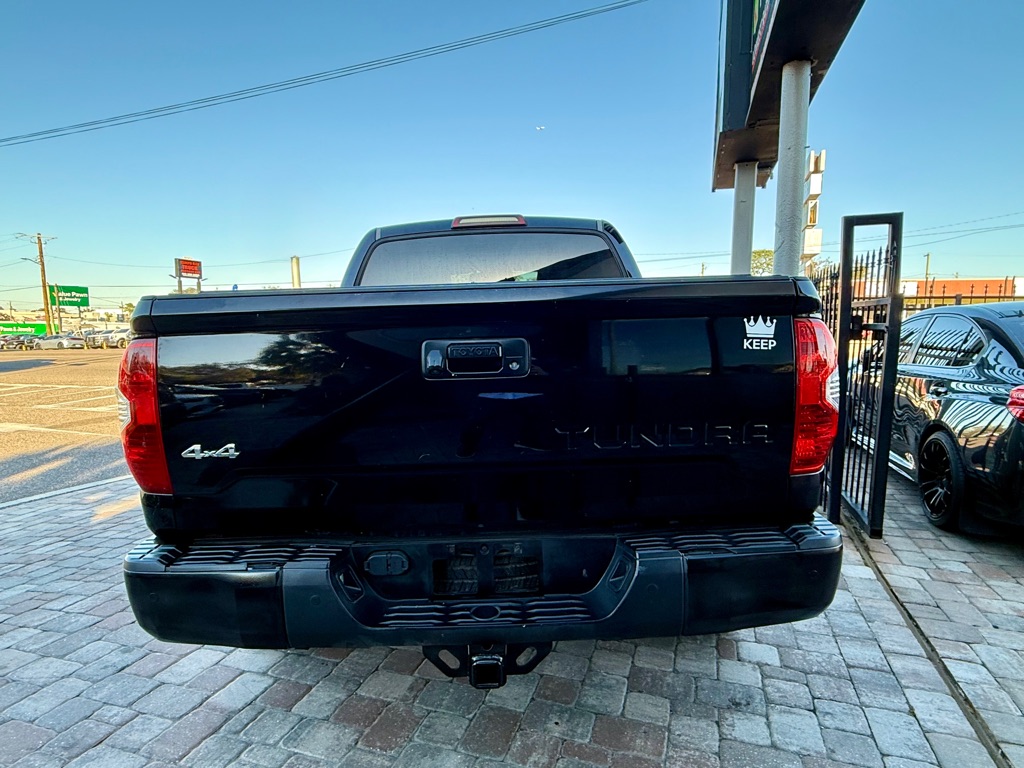 Photo 8 of this TOYOTA TUNDRA