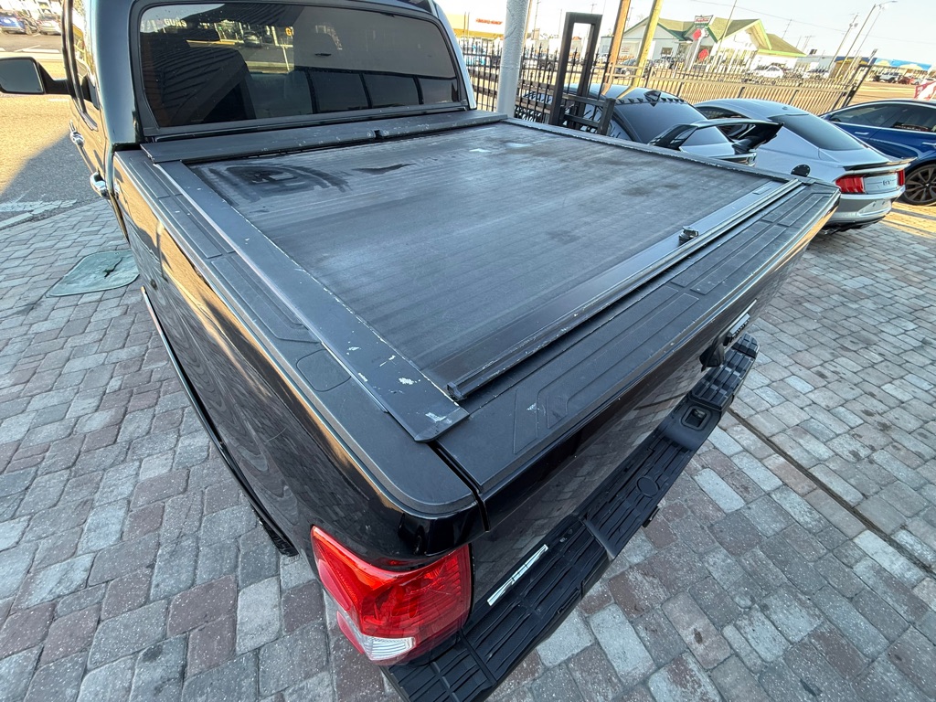 Photo 27 of this TOYOTA TUNDRA