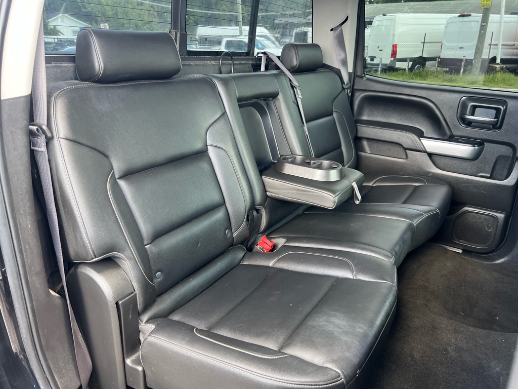 Photo 19 of this CHEVROLET SILVERADO 1500