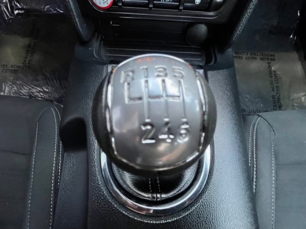 Photo 14 of this FORD MUSTANG