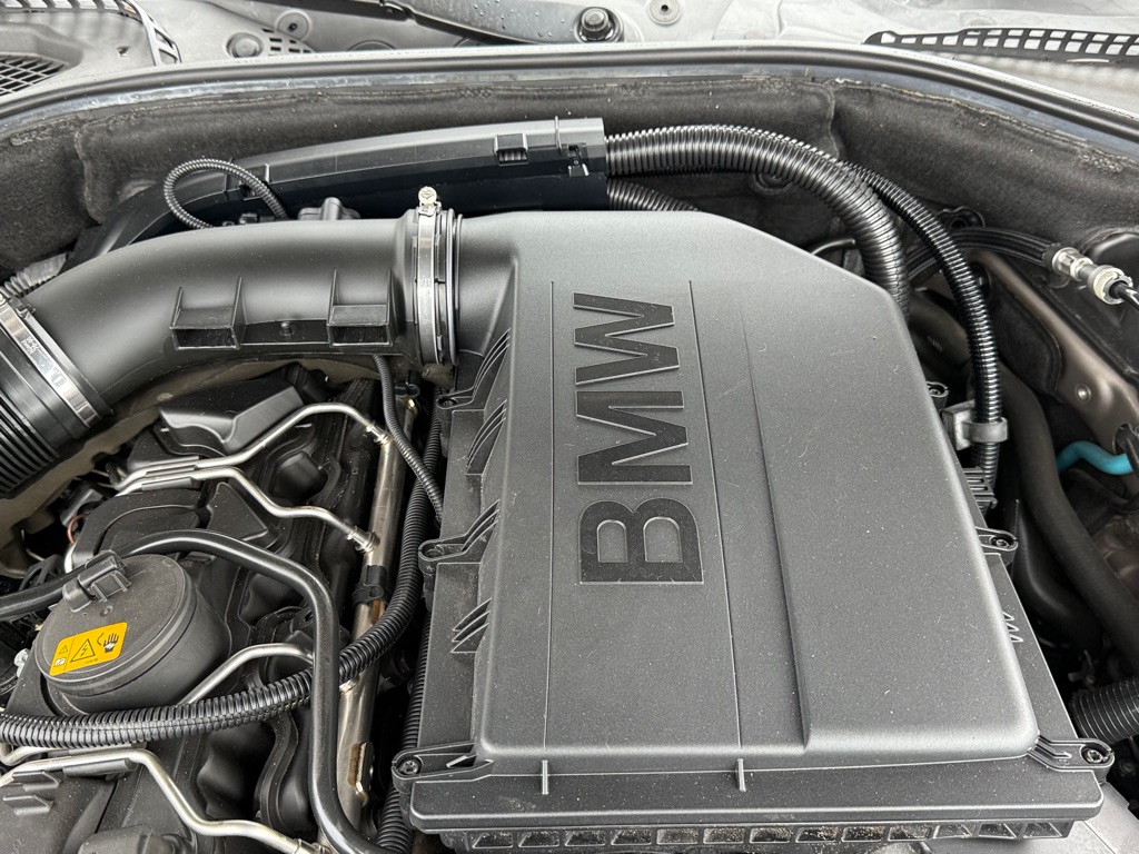 Photo 20 of this BMW 535