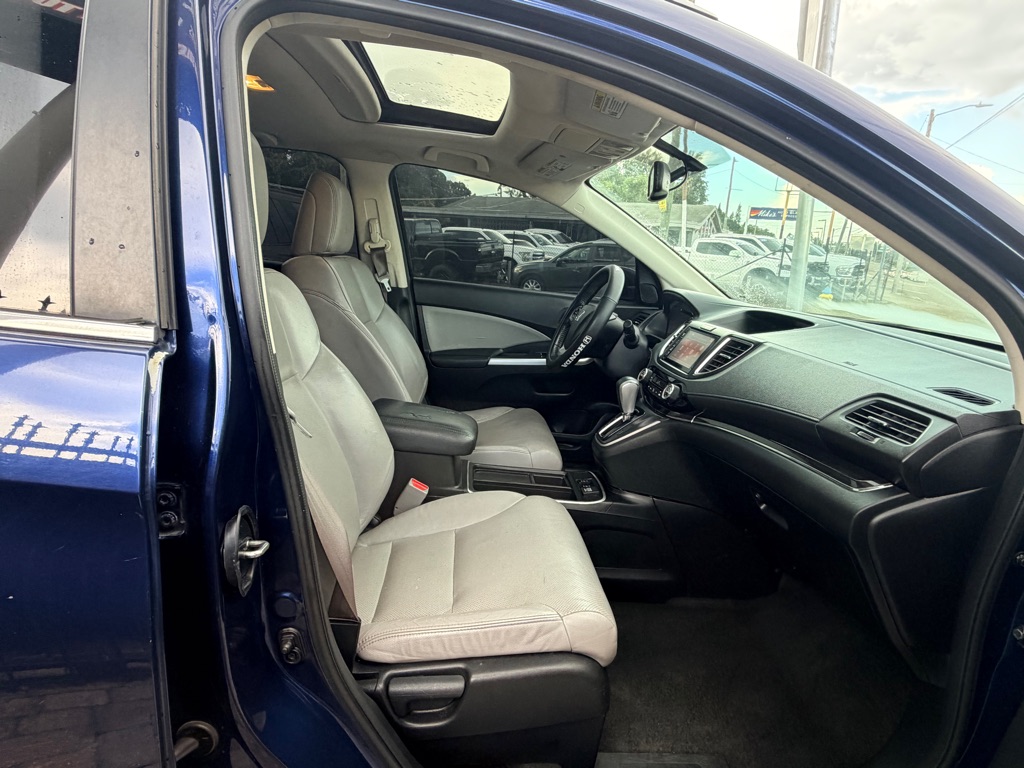 Photo 22 of this HONDA CR-V
