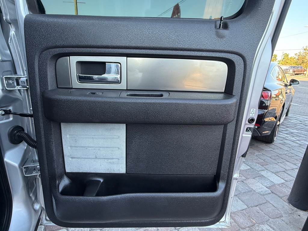 Photo 25 of this FORD F150 FX-2