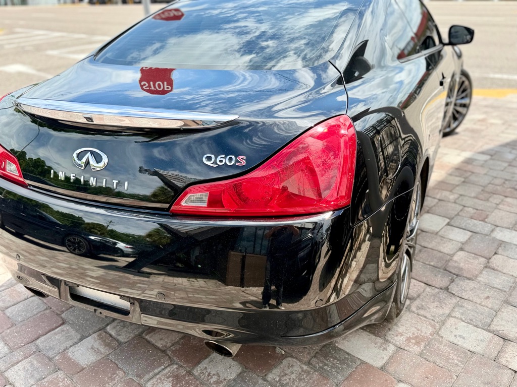 Photo 24 of this INFINITI Q60