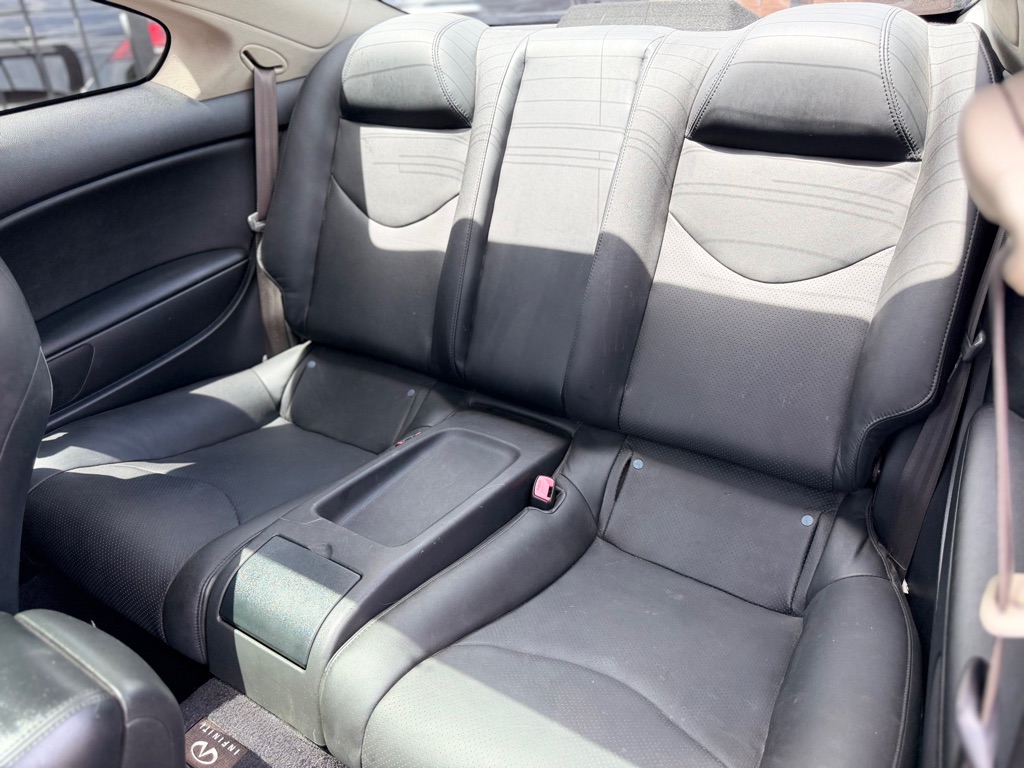 Photo 15 of this INFINITI Q60
