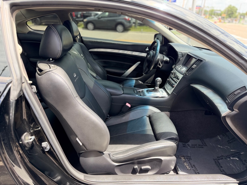 Photo 16 of this INFINITI Q60