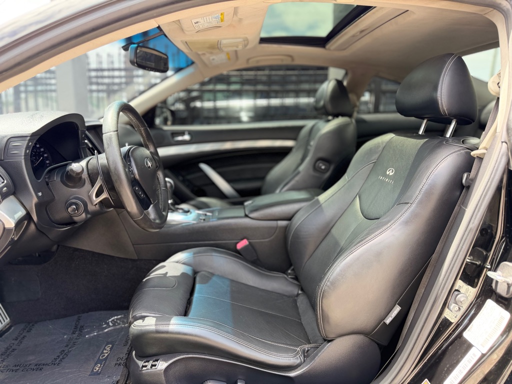 Photo 10 of this INFINITI Q60