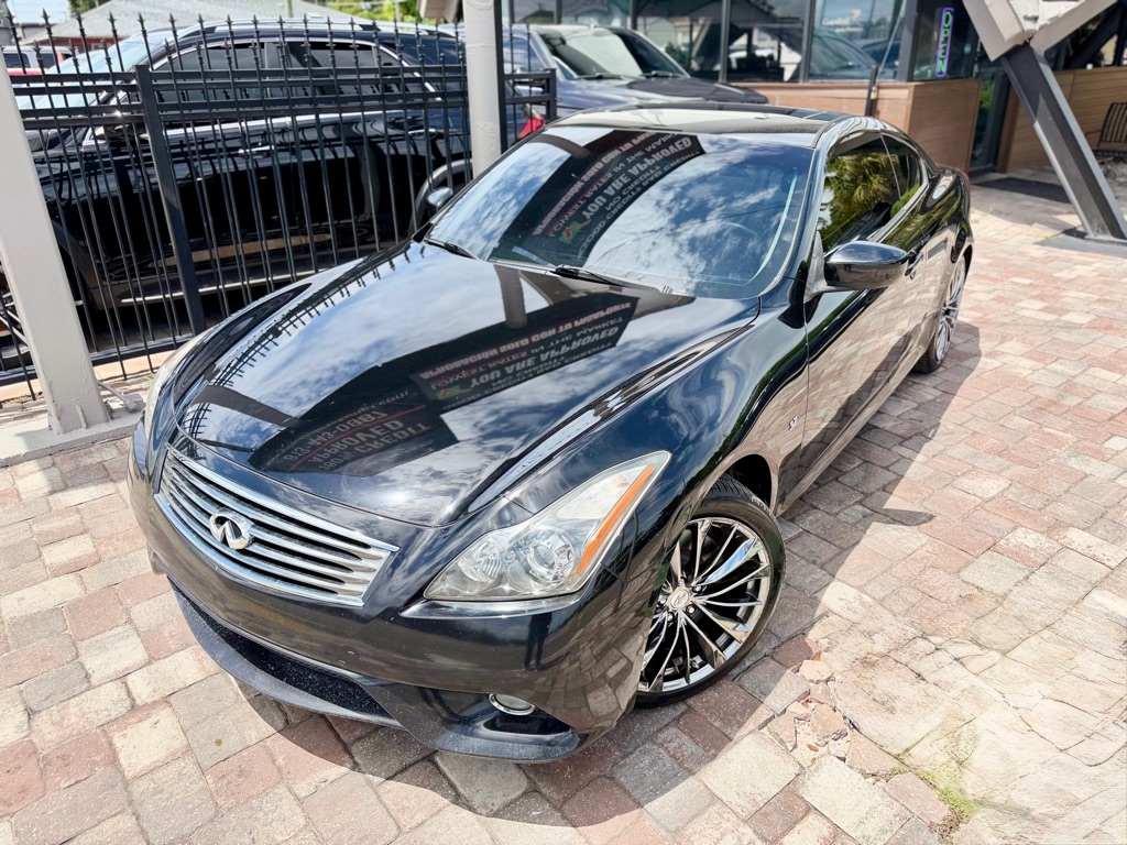 Photo 22 of this INFINITI Q60