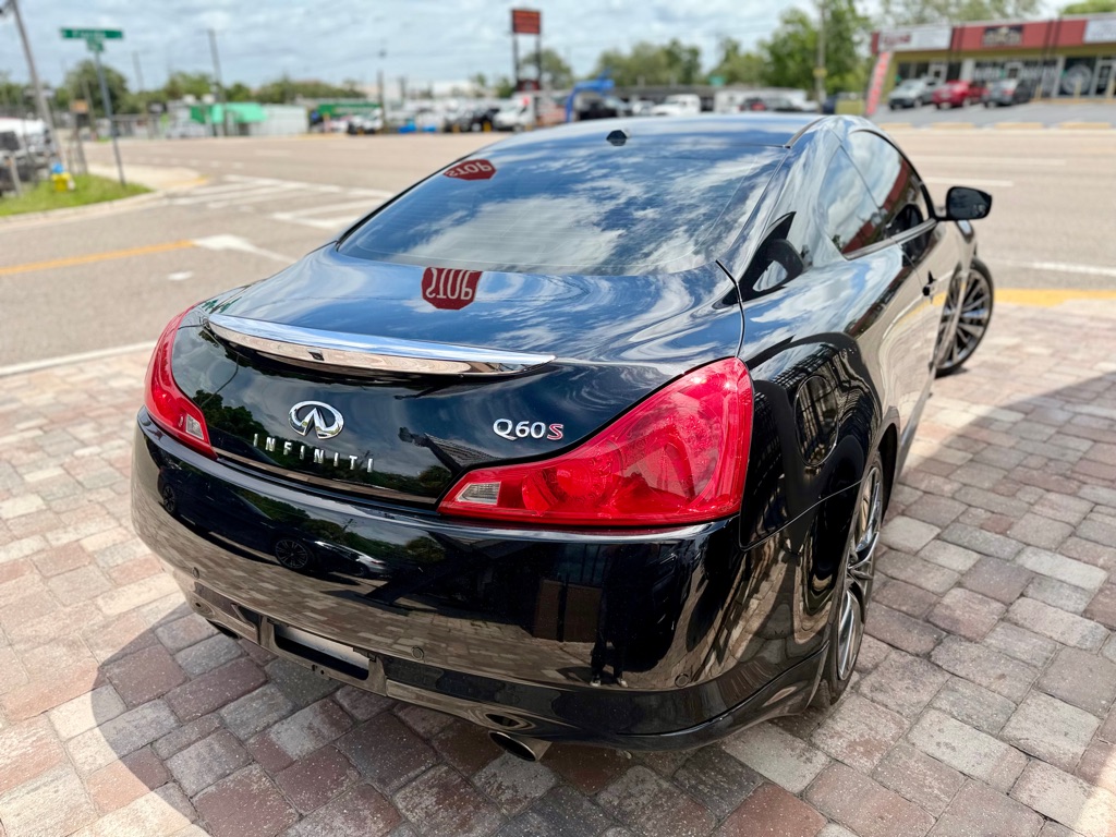 Photo 26 of this INFINITI Q60
