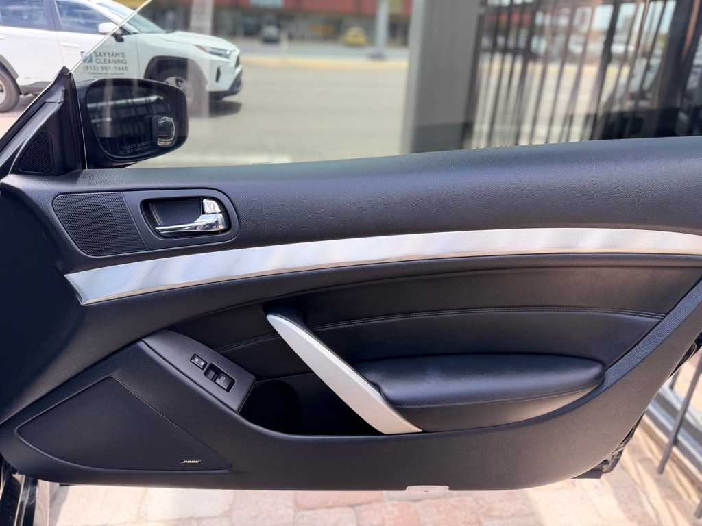 Photo 27 of this INFINITI Q60