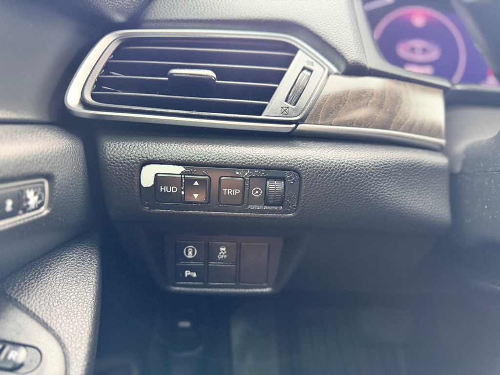 Photo 28 of this HONDA ACCORD