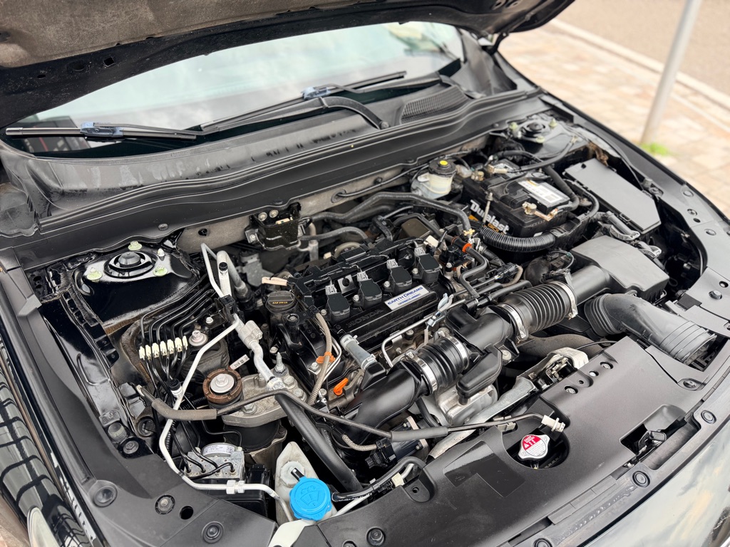Photo 29 of this HONDA ACCORD