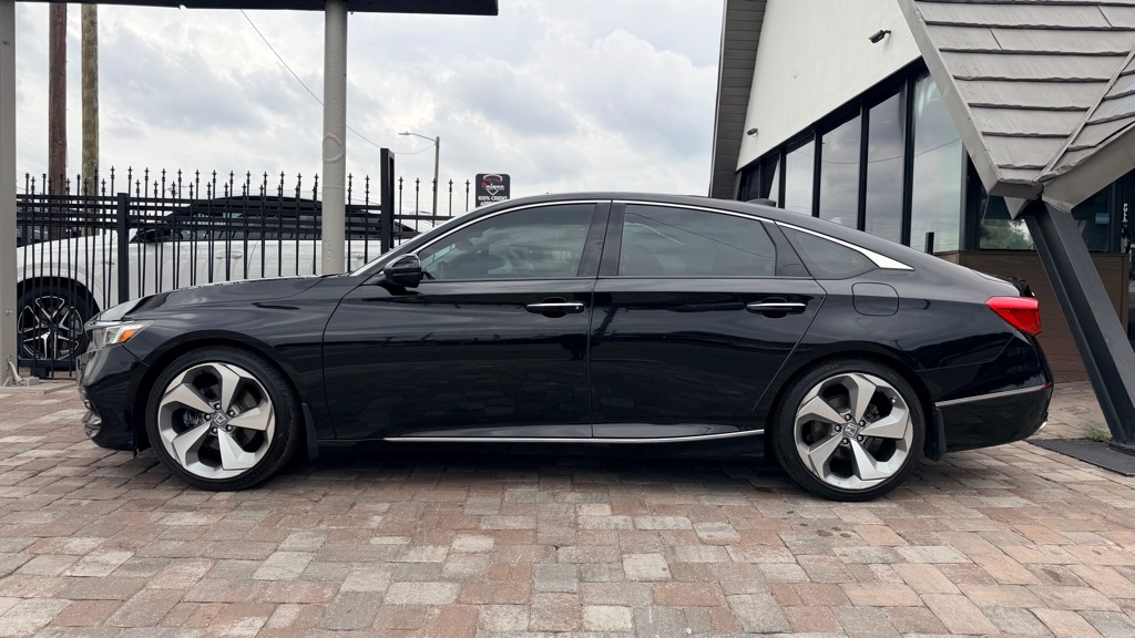 Photo 9 of this HONDA ACCORD