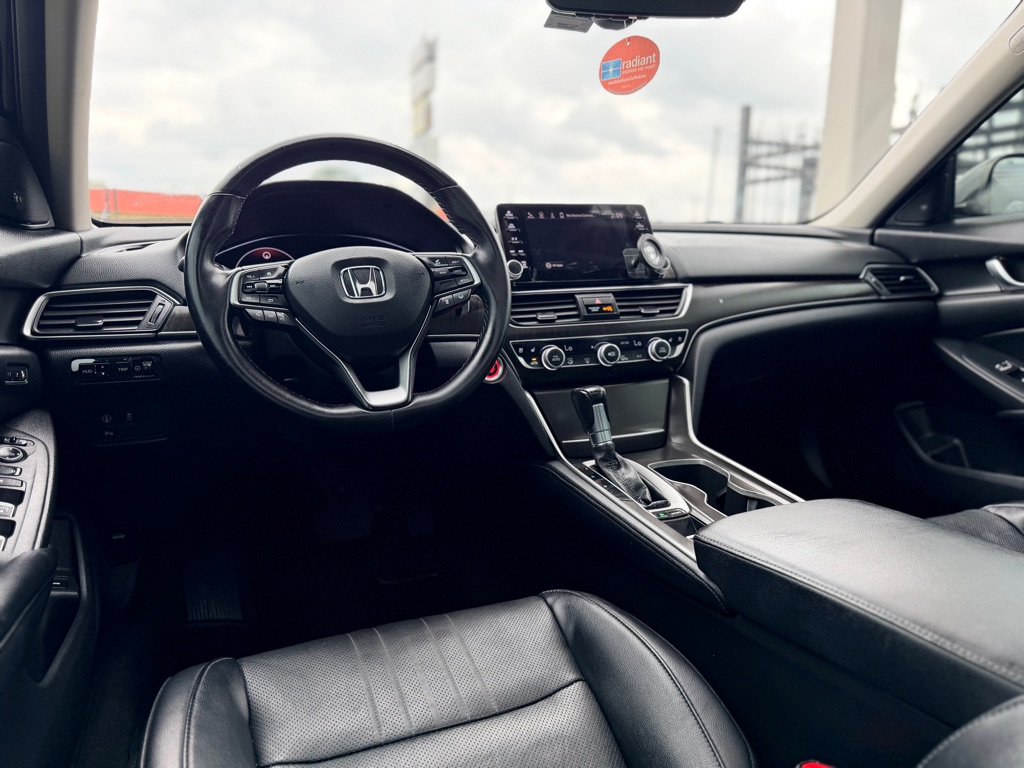 Photo 24 of this HONDA ACCORD