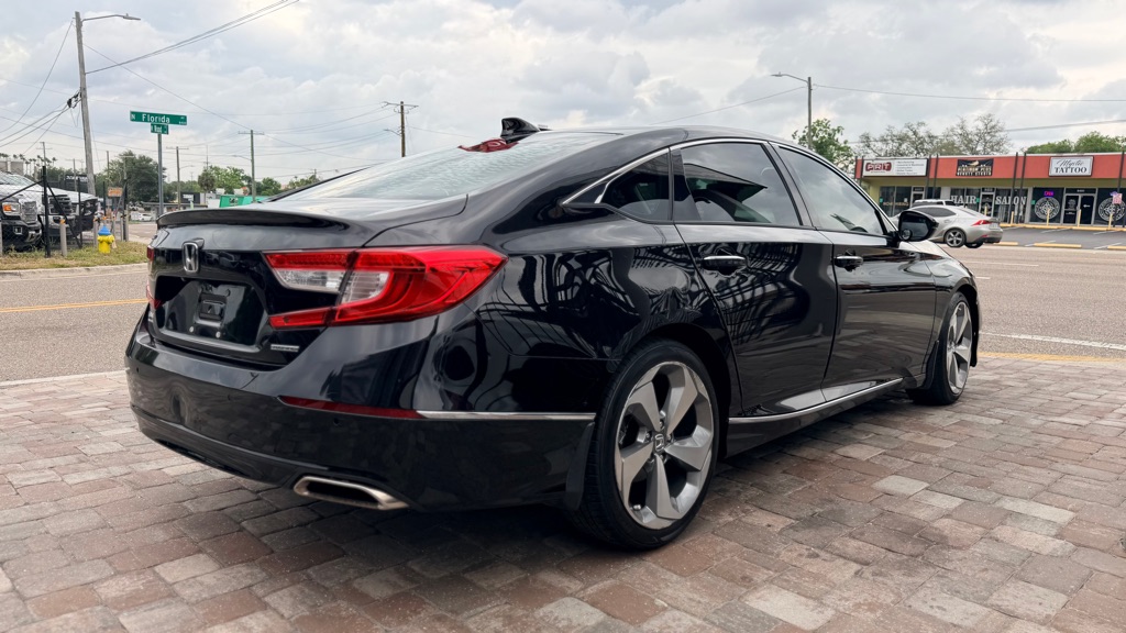 Photo 12 of this HONDA ACCORD