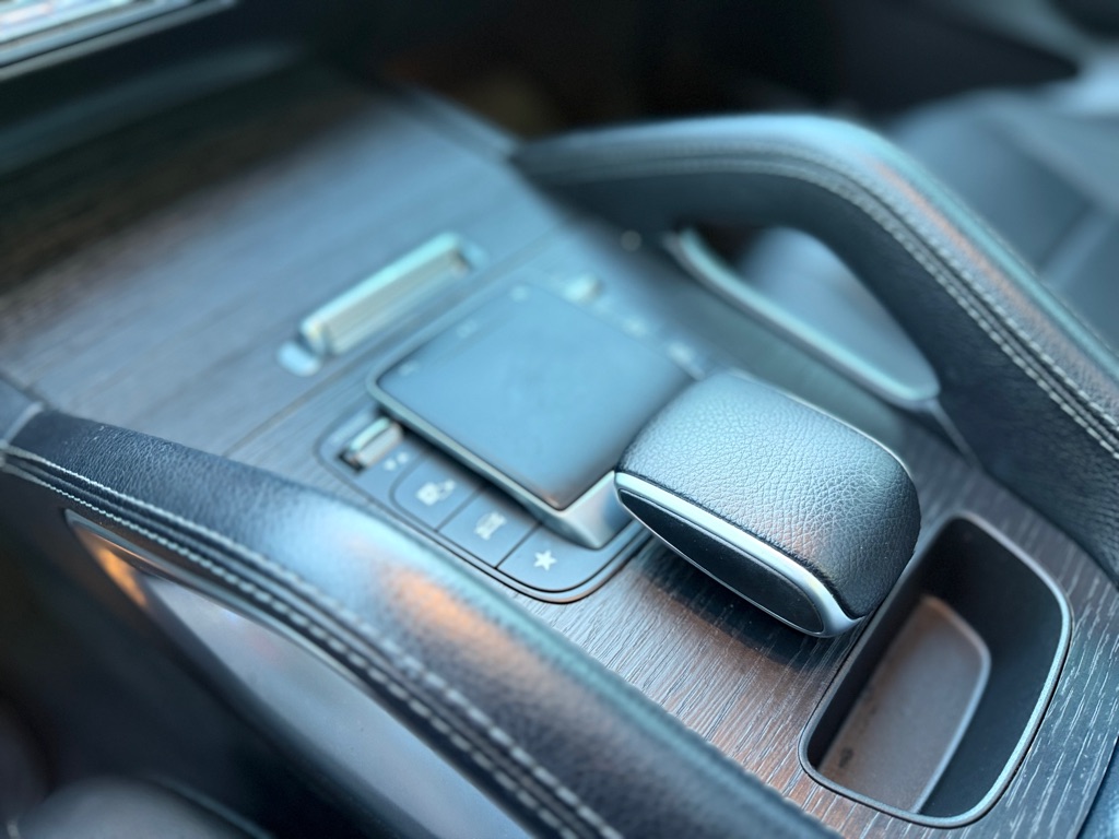 Photo 16 of this MERCEDES-BENZ GLE