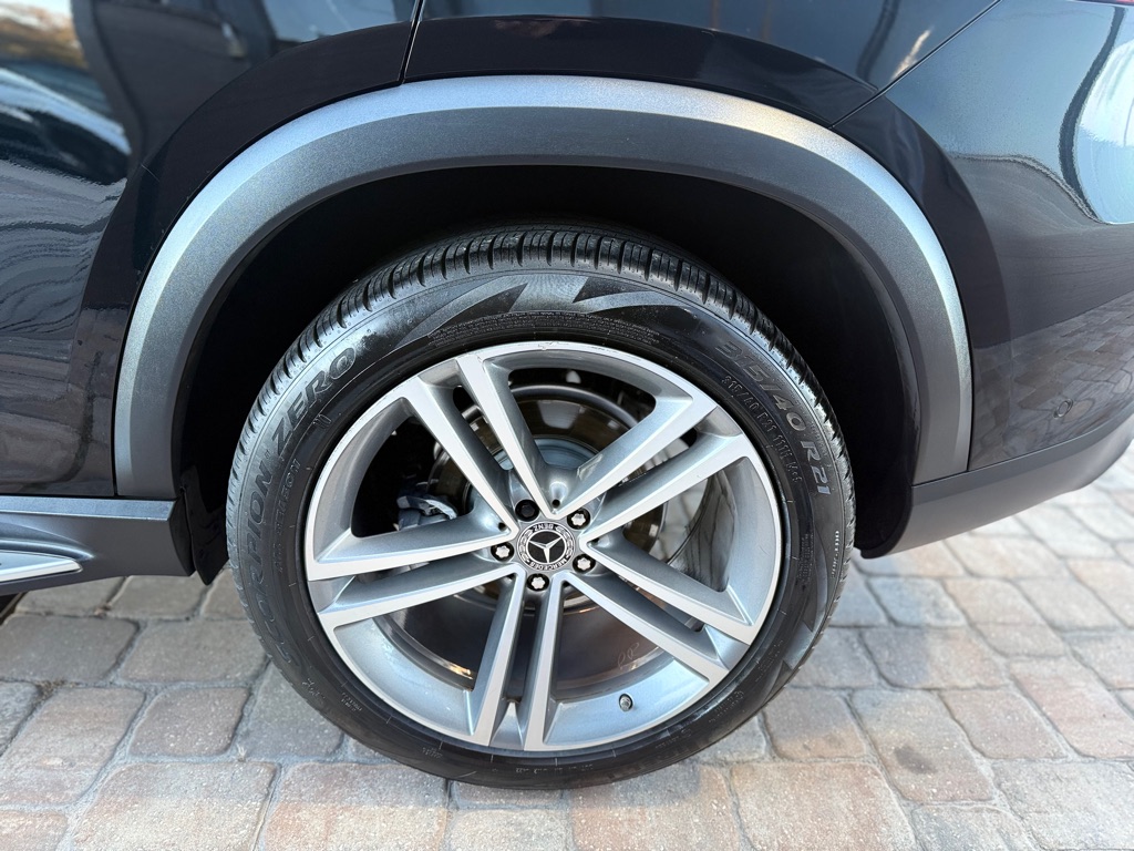 Photo 10 of this MERCEDES-BENZ GLE