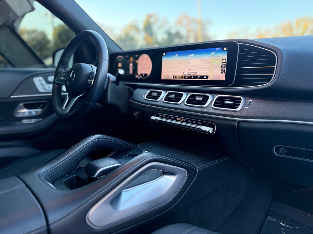 Photo 22 of this MERCEDES-BENZ GLE